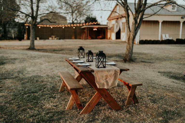 farm house table